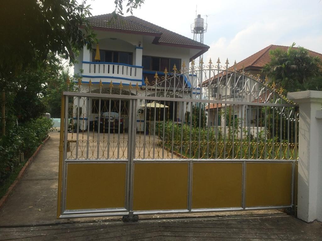 Hotel Hom Baan Chiang Mai Esterno foto
